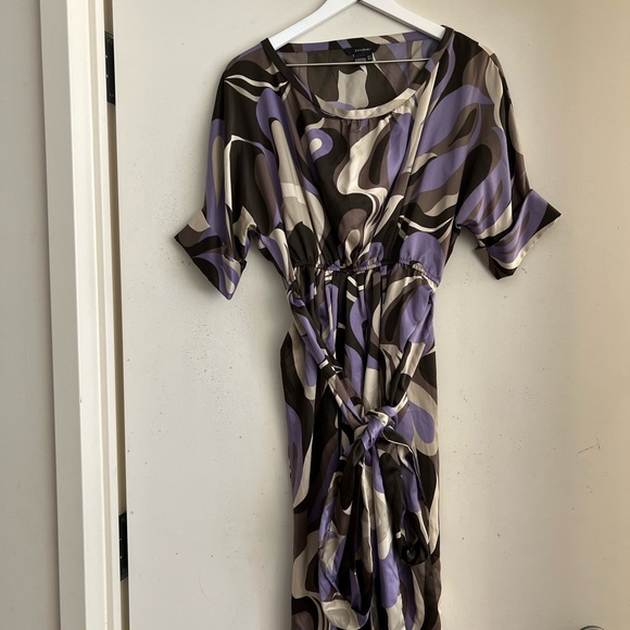 Zara Dresses & Skirts - Zara Basic Print Midi Dress with Tie Belt